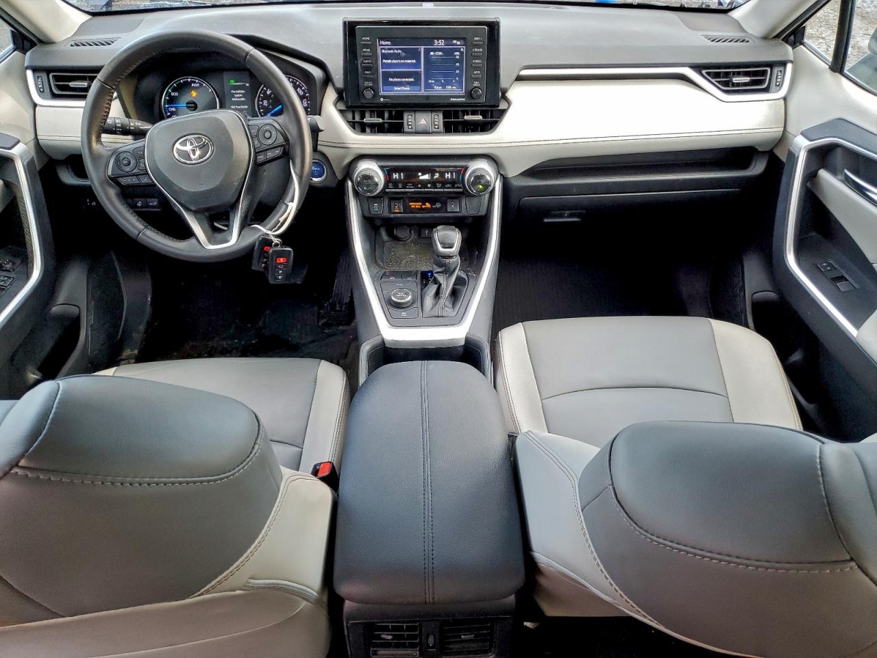 2022 TOYOTA RAV4 XLE PREMIUM photo 22