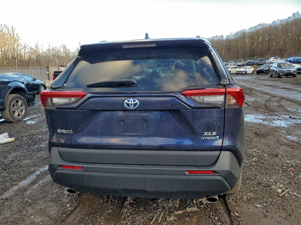 2022 TOYOTA RAV4 XLE PREMIUM photo 16