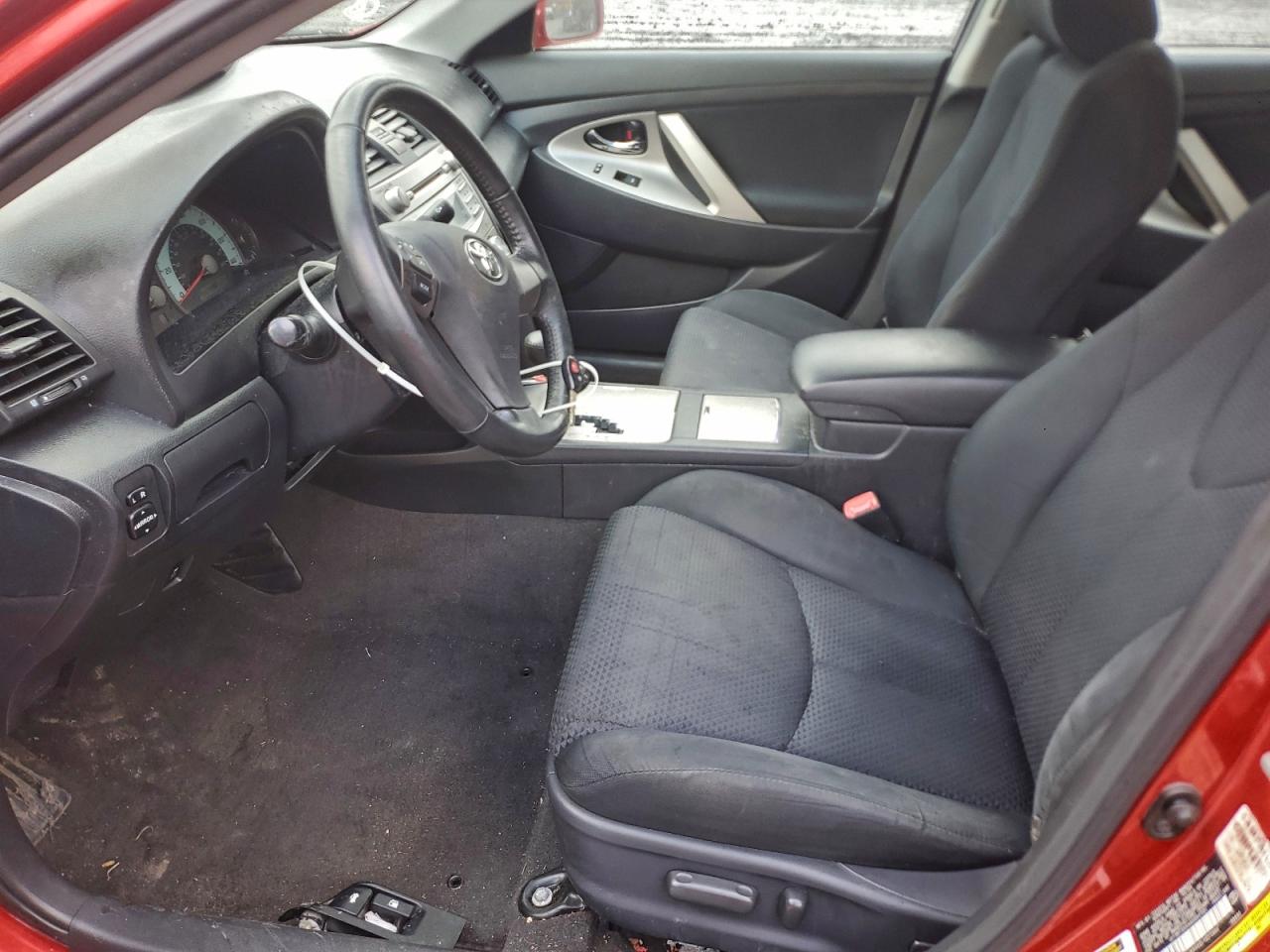 2010 TOYOTA CAMRY BASE photo 19