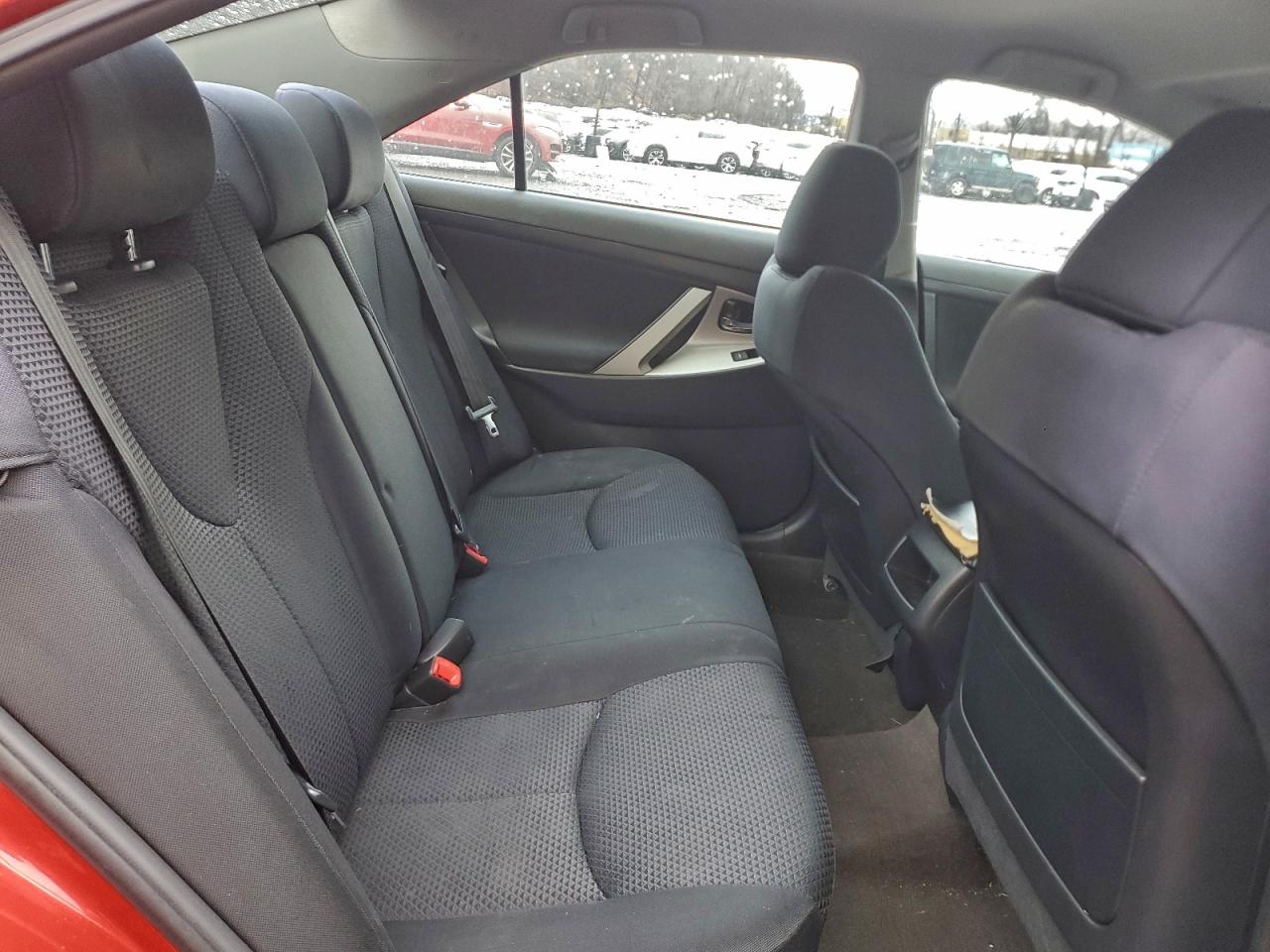 2010 TOYOTA CAMRY BASE photo 28