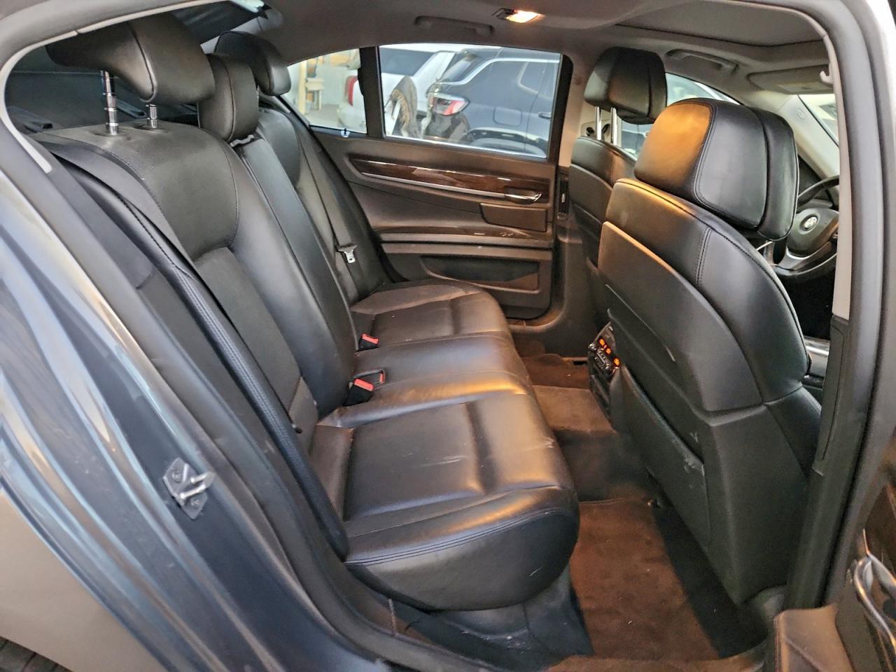 2012 BMW 750 I photo 19