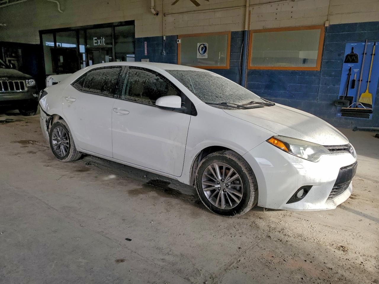 2015 TOYOTA COROLLA L photo 7