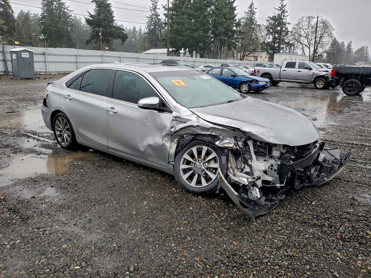 2016 TOYOTA CAMRY HYBRID photo 7