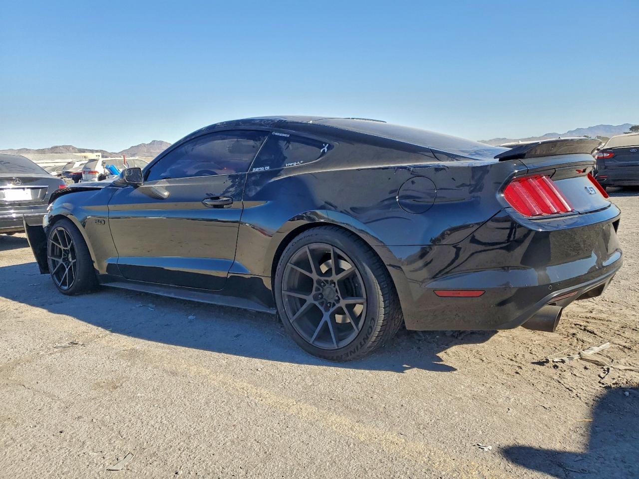 2017 FORD MUSTANG GT photo 3