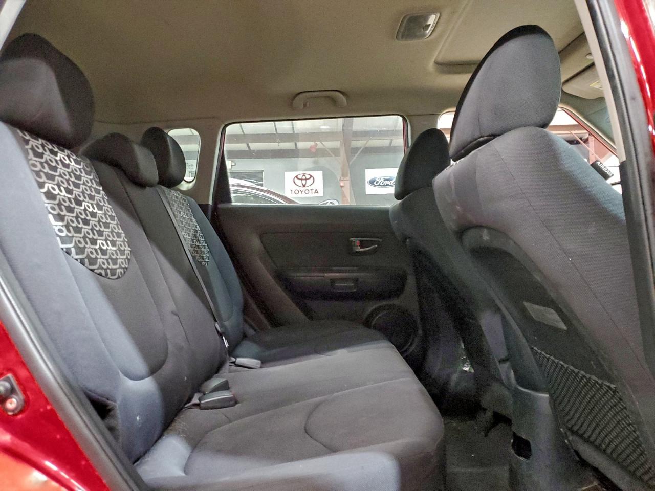 2011 KIA SOUL + photo 11