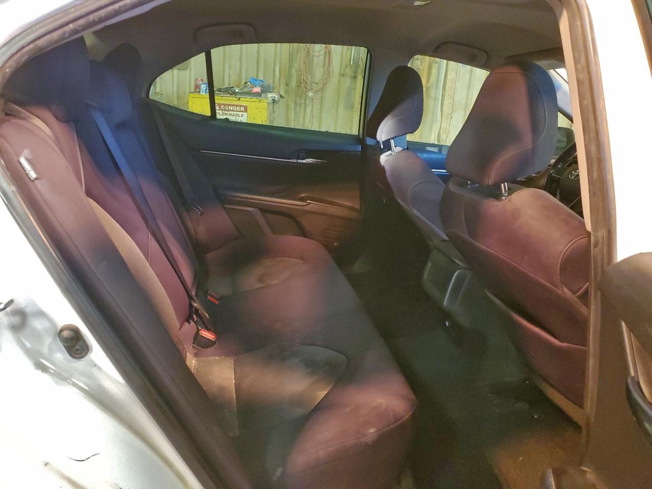 2021 TOYOTA CAMRY LE photo 19