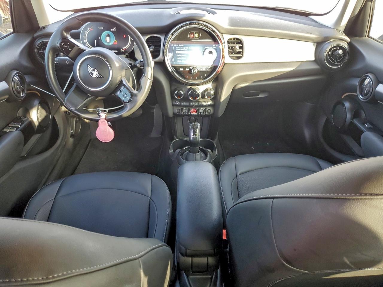 2022 MINI COOPER photo 15