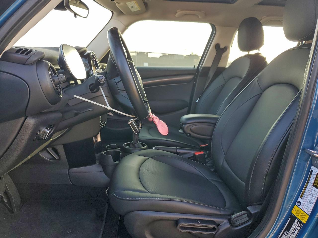 2022 MINI COOPER photo 13