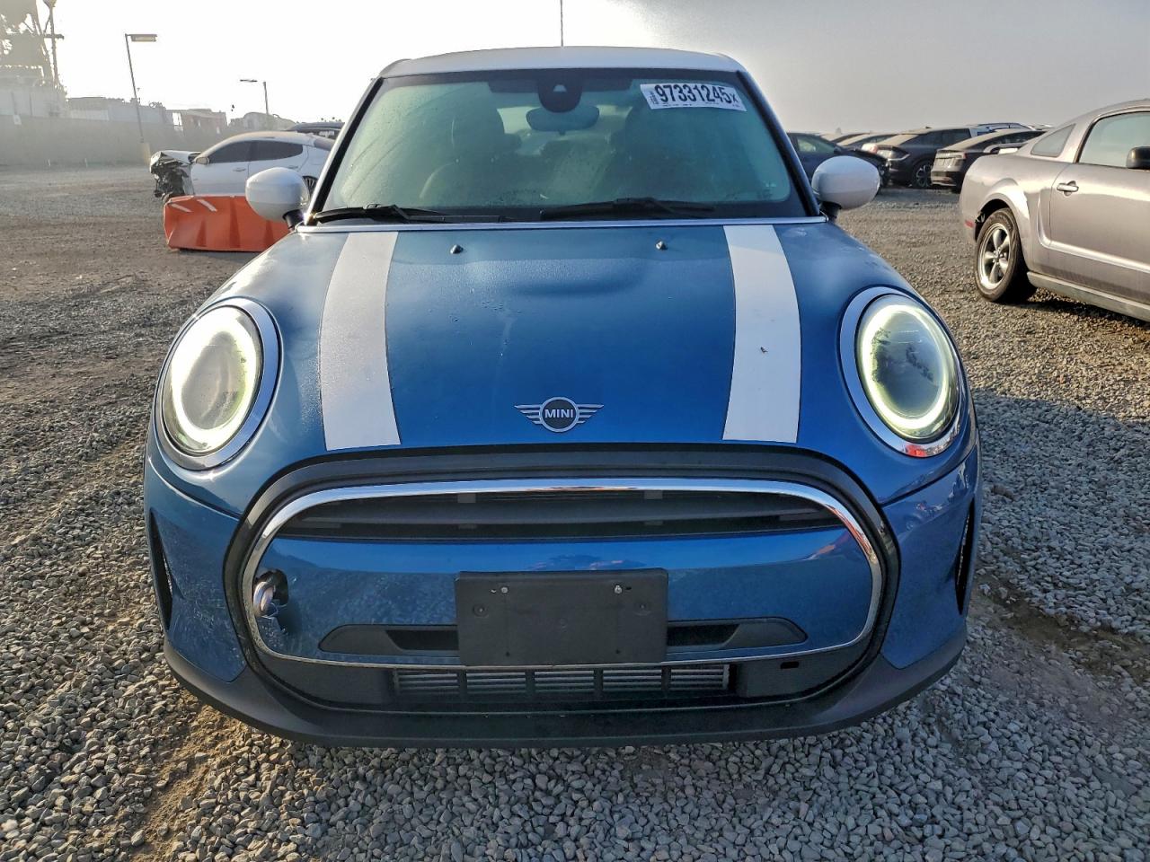 2022 MINI COOPER photo 9