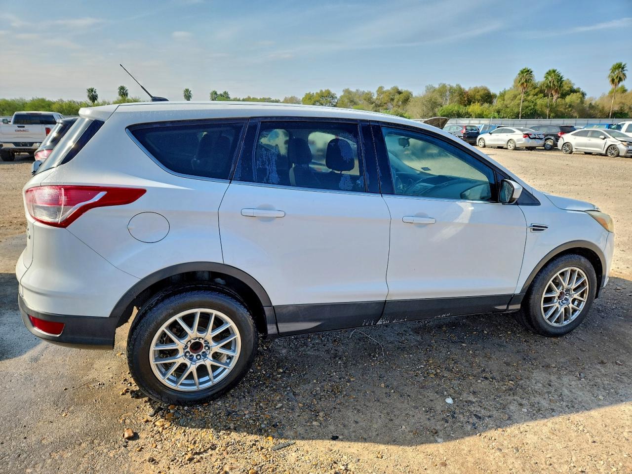 2015 FORD ESCAPE SE photo 5