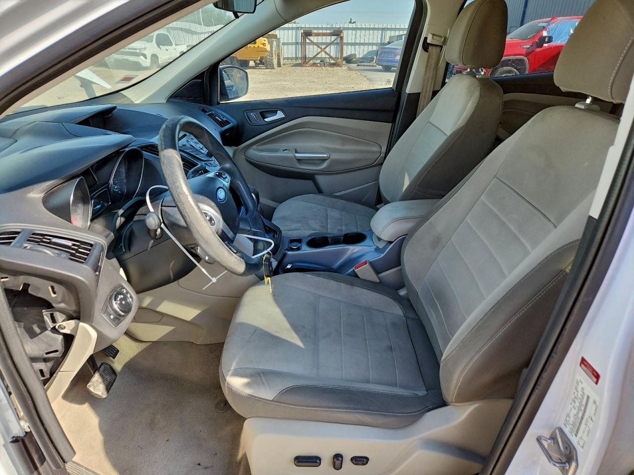 2015 FORD ESCAPE SE photo 13