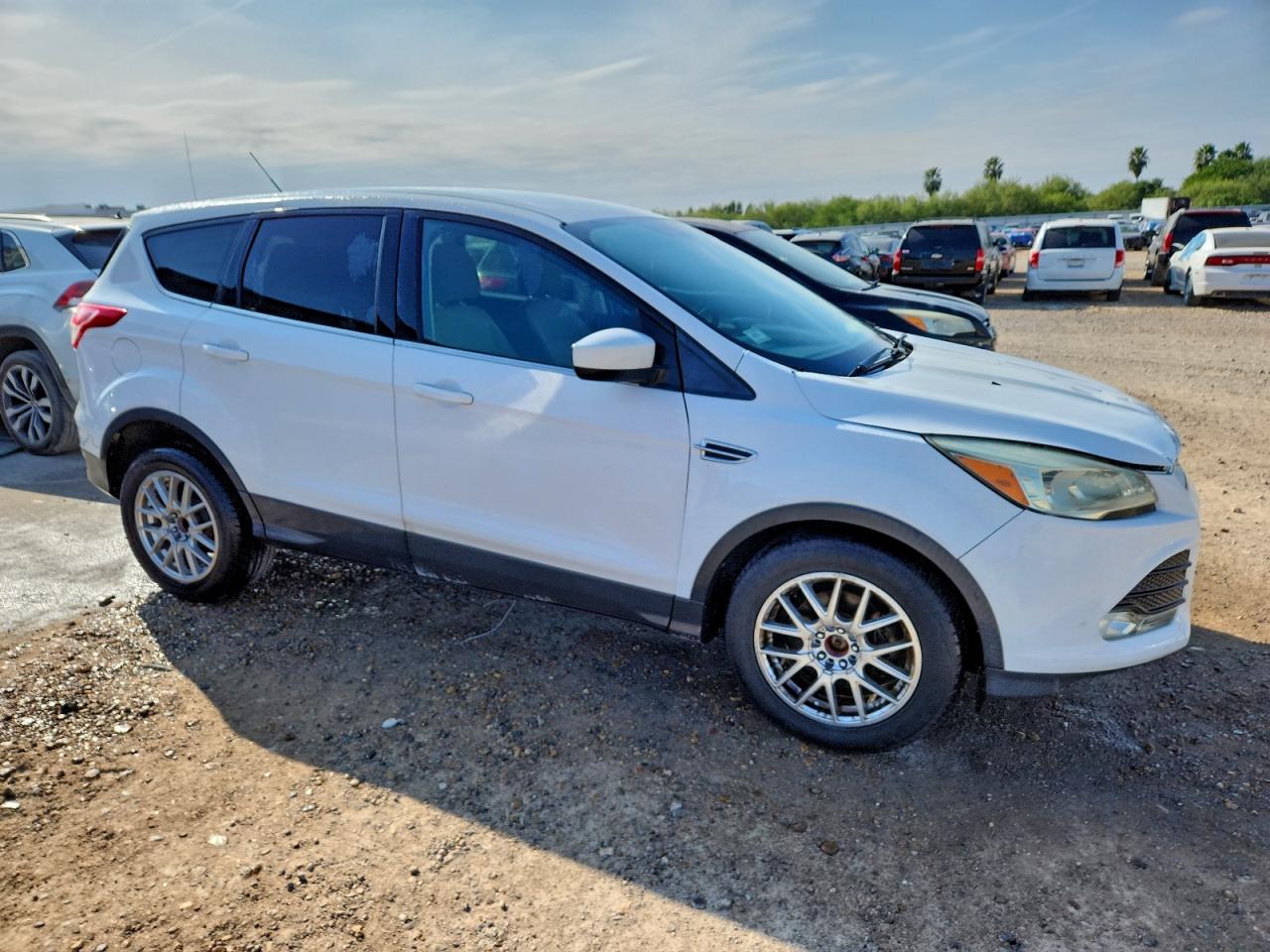 2015 FORD ESCAPE SE photo 7