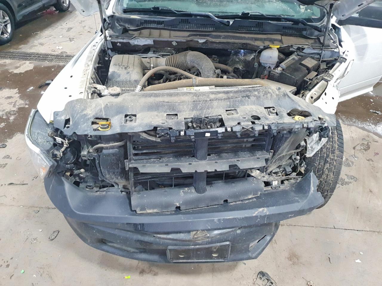 2022 RAM 1500 CLASSIC TRADESMAN photo 21