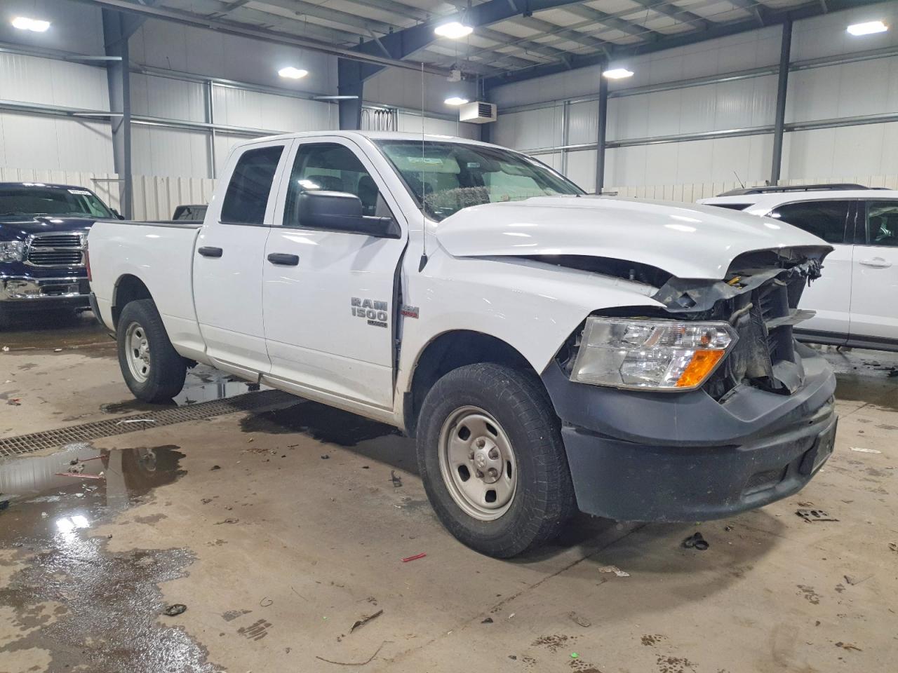 2022 RAM 1500 CLASSIC TRADESMAN photo 7