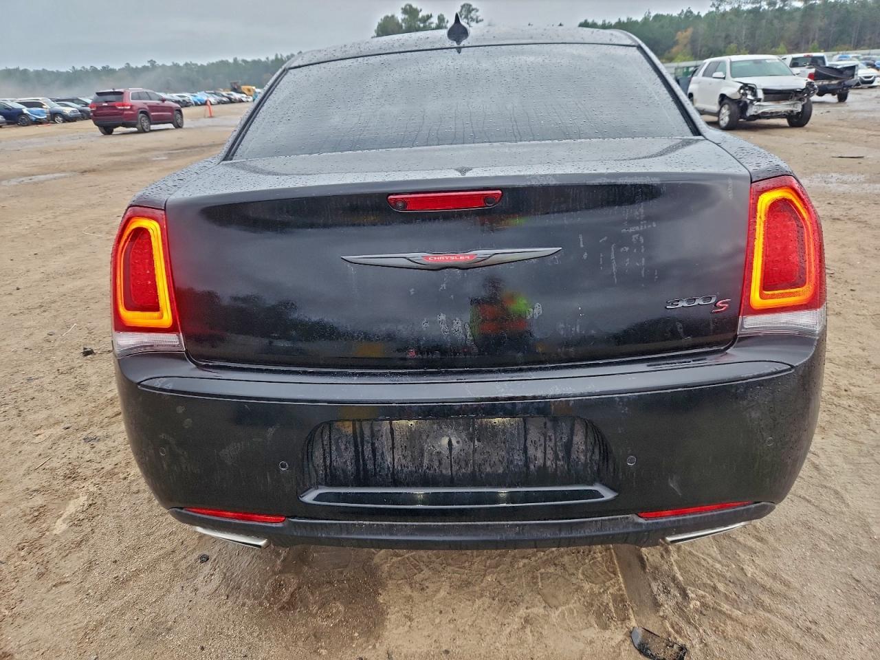 2022 CHRYSLER 300 S photo 6