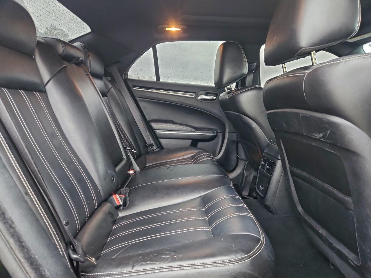 2022 CHRYSLER 300 S photo 10