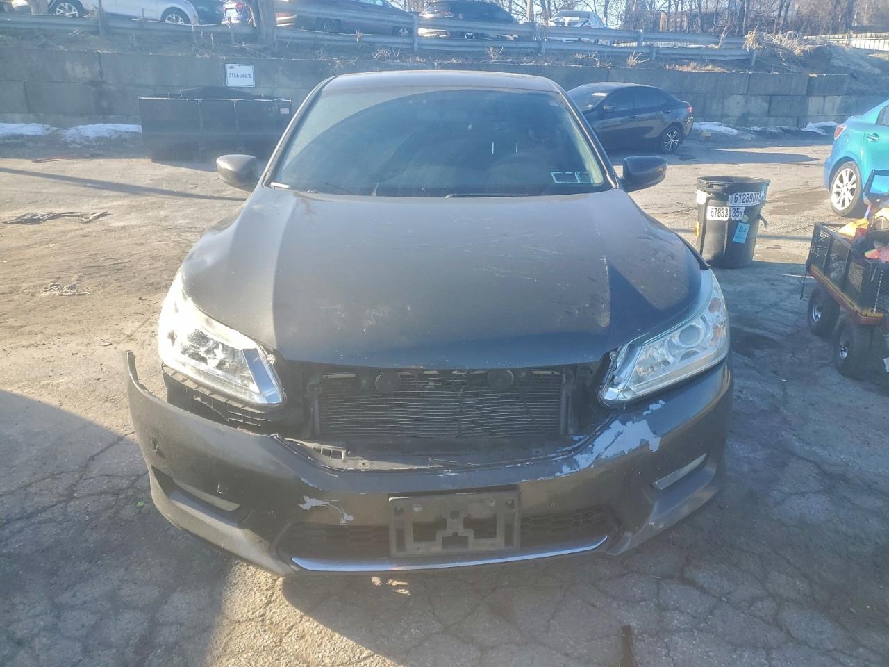 2013 HONDA ACCORD LX photo 5