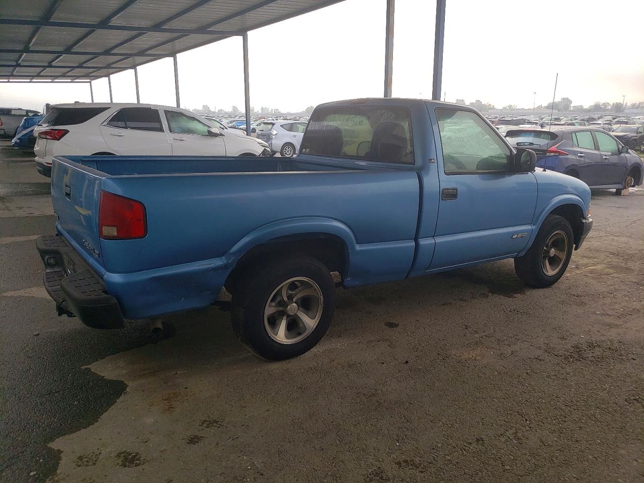 2002 CHEVROLET S TRUCK S10 photo 3