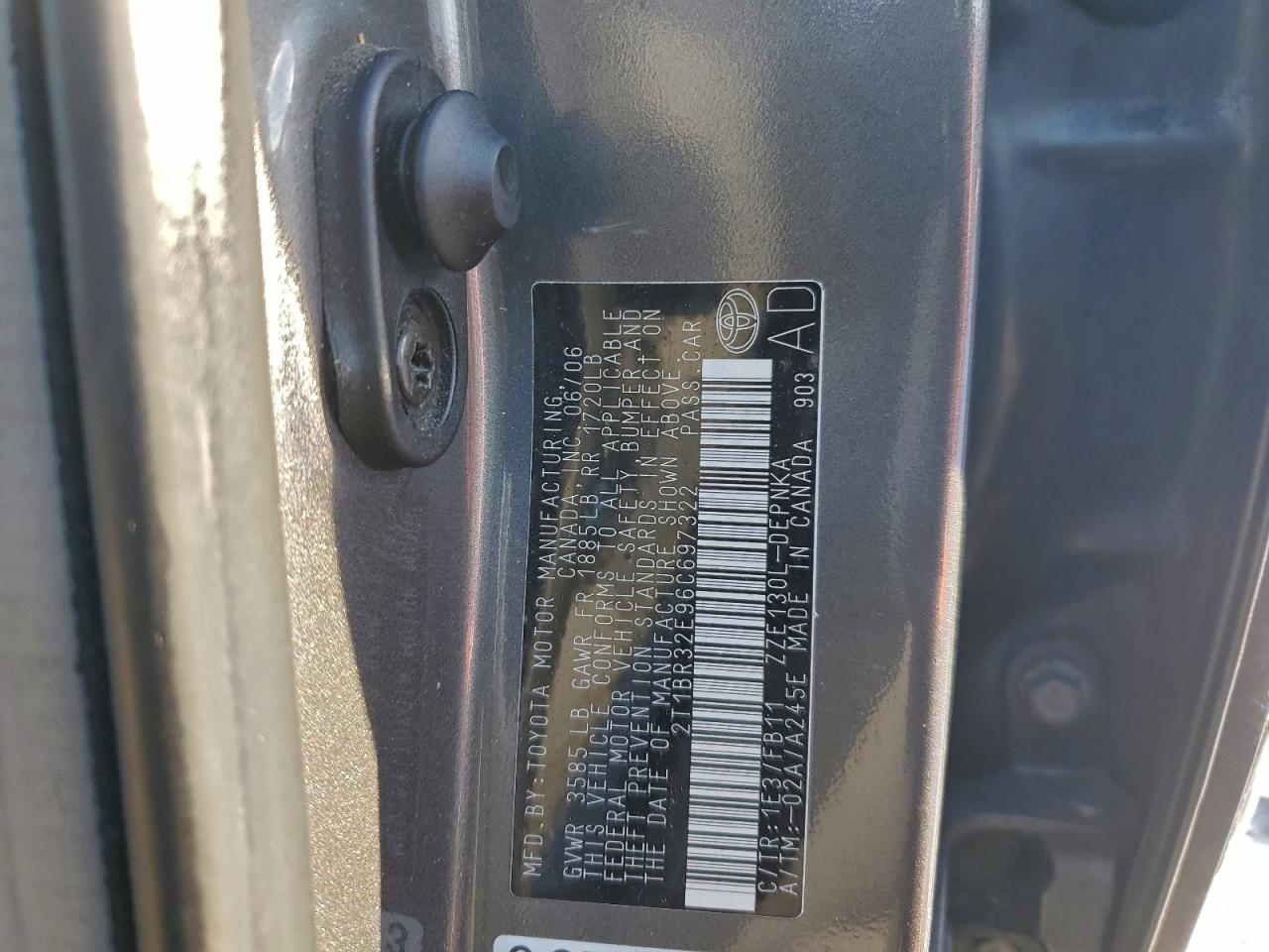2006 TOYOTA COROLLA CE photo 12