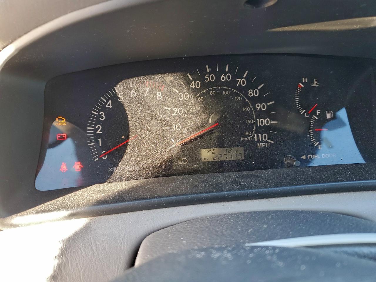 2006 TOYOTA COROLLA CE photo 9