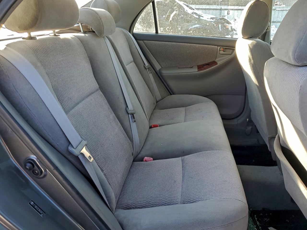 2006 TOYOTA COROLLA CE photo 10