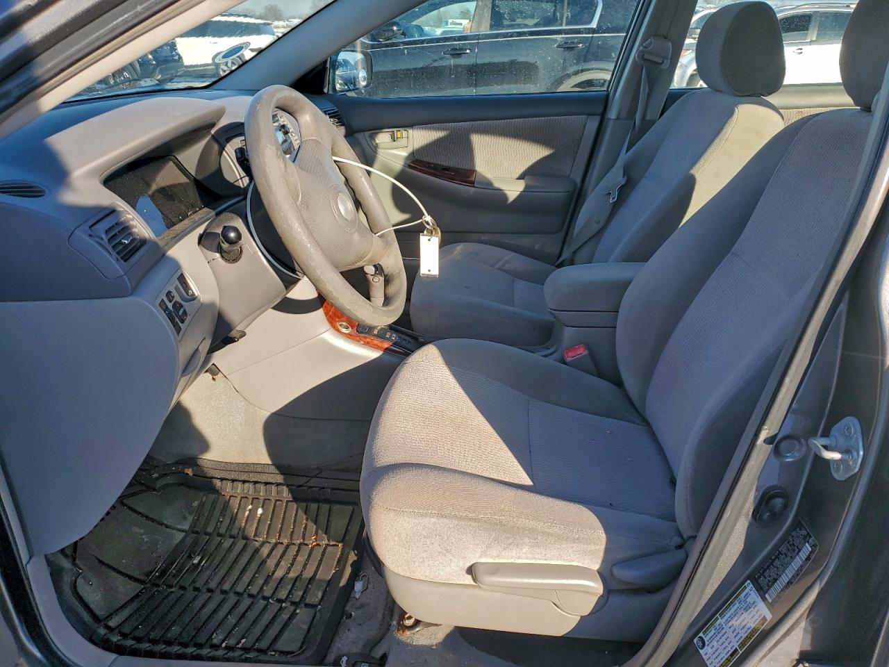 2006 TOYOTA COROLLA CE photo 7