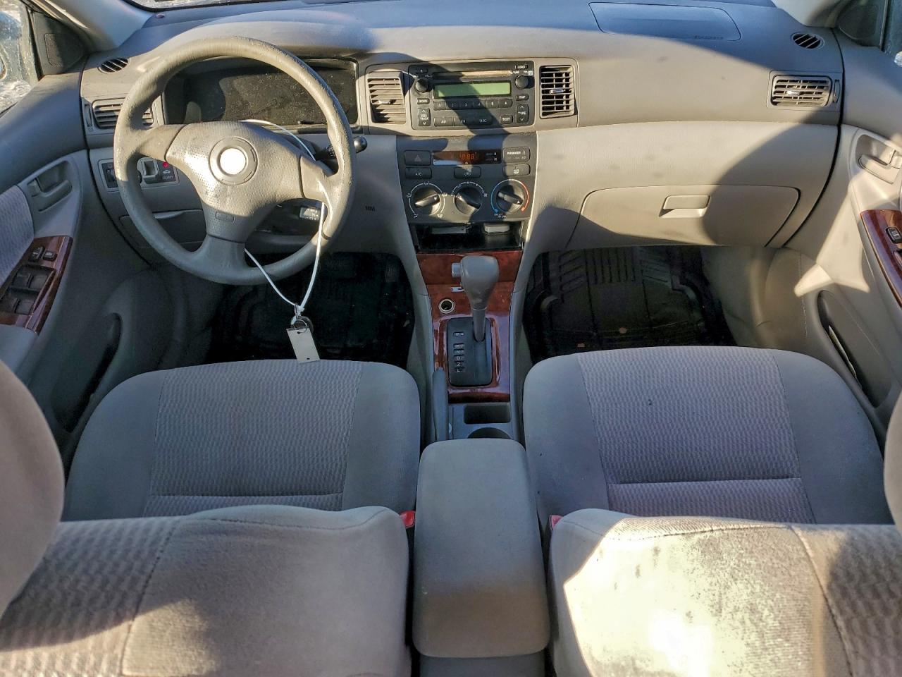 2006 TOYOTA COROLLA CE photo 8