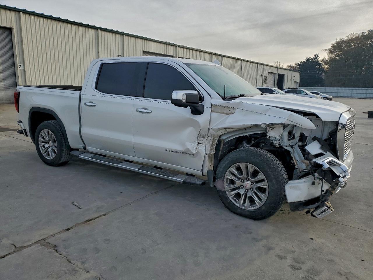 2020 GMC SIERRA K1500 DENALI photo 7