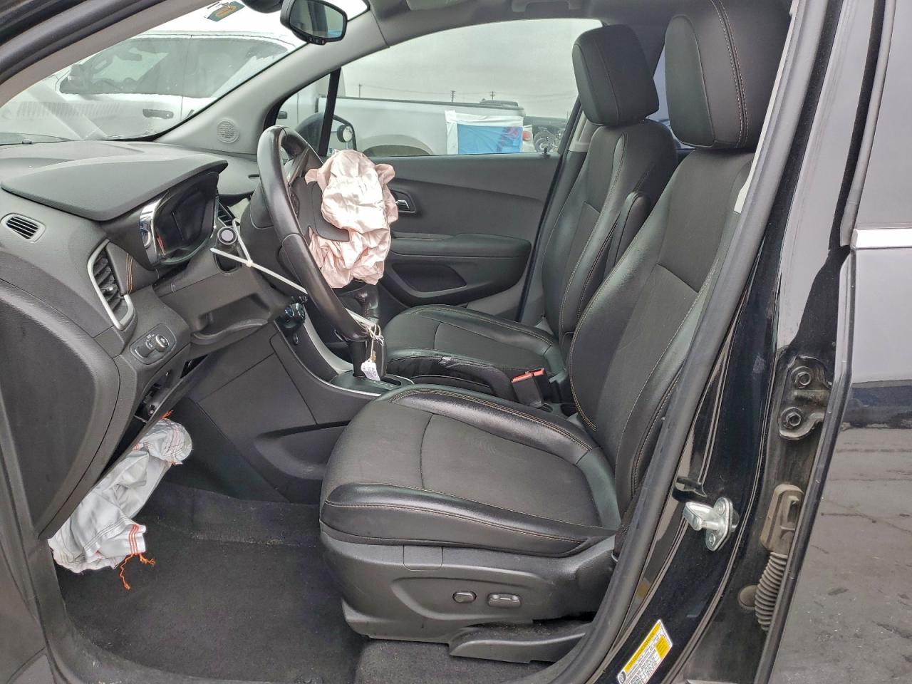 2019 CHEVROLET TRAX 1LT photo 7