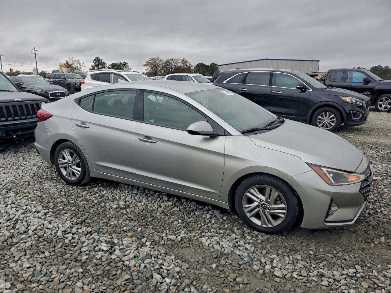 2020 HYUNDAI ELANTRA SEL photo 7