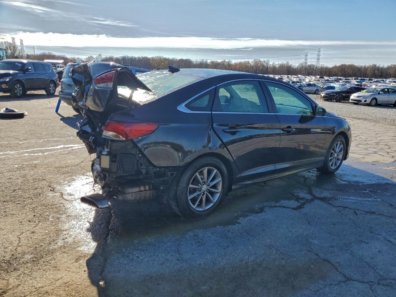 2018 HYUNDAI SONATA SE photo 5