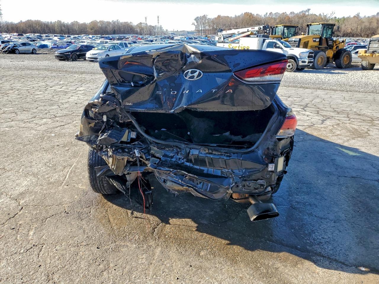 2018 HYUNDAI SONATA SE photo 11