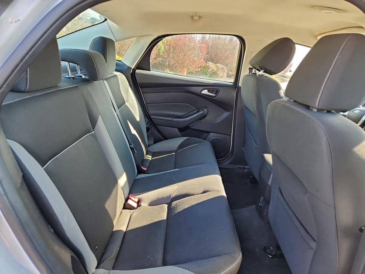 2013 FORD FOCUS SE photo 10