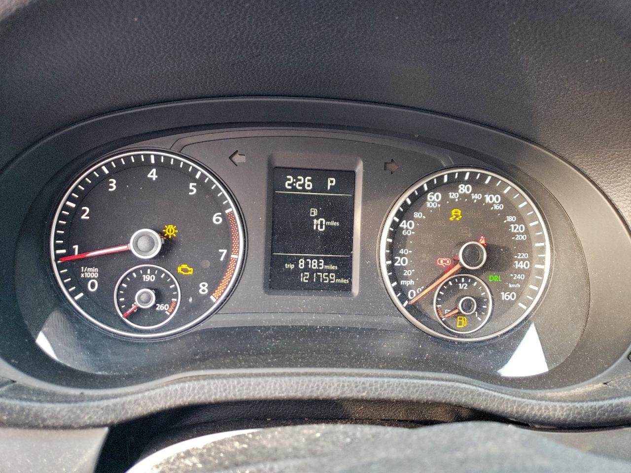 2014 VOLKSWAGEN PASSAT S photo 9