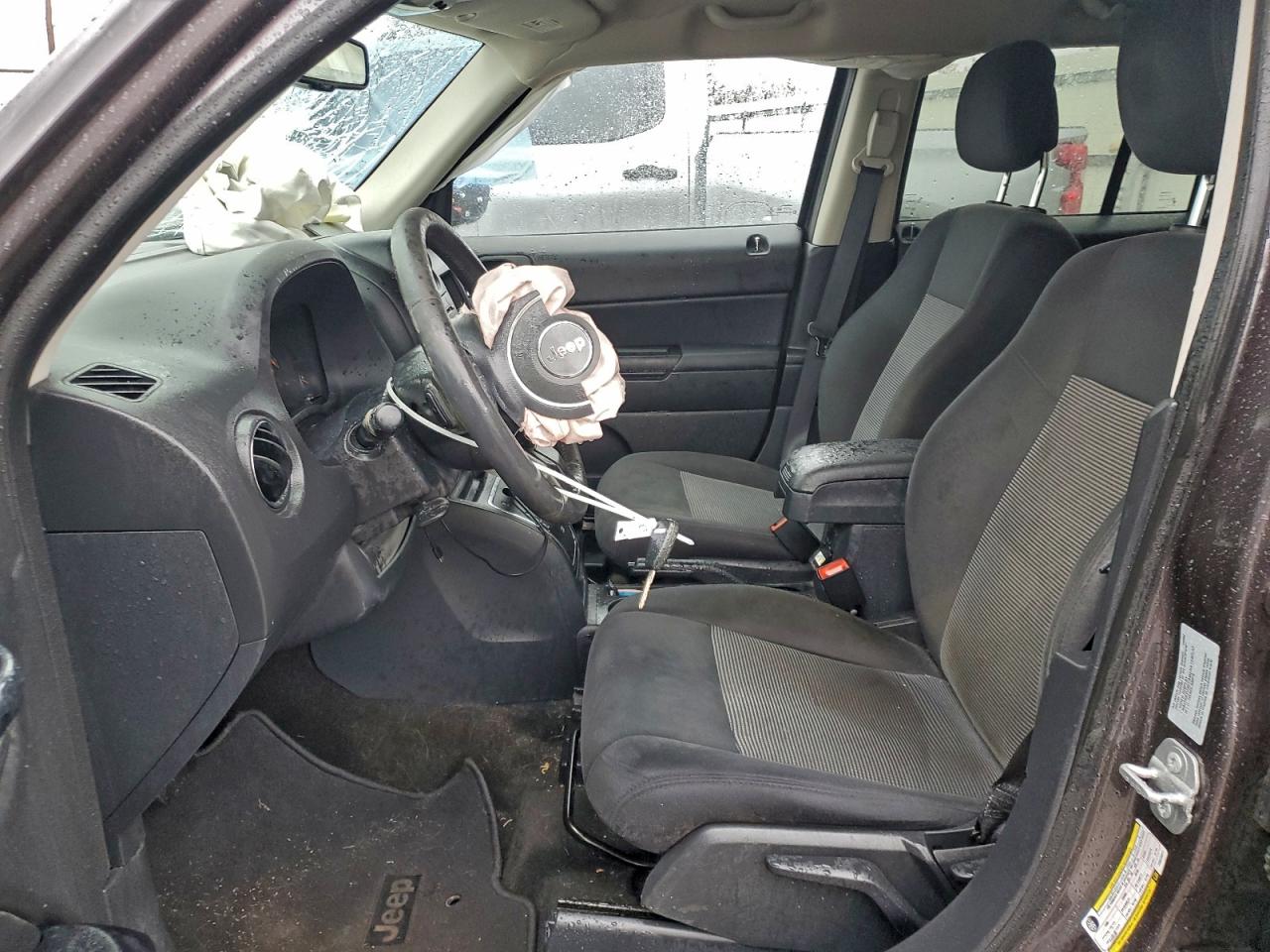 2015 JEEP PATRIOT LATITUDE photo 13