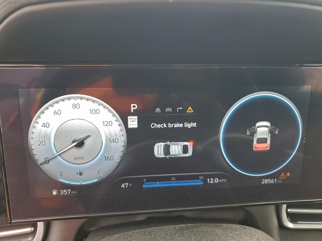 2025 HYUNDAI ELANTRA SEL photo 16