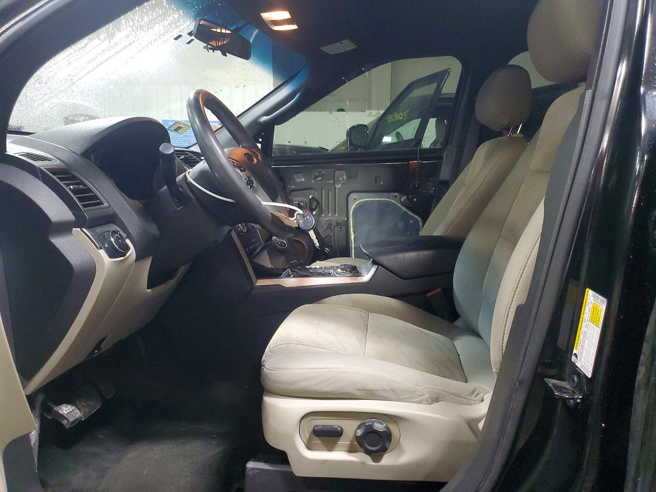 2015 FORD EXPLORER photo 13