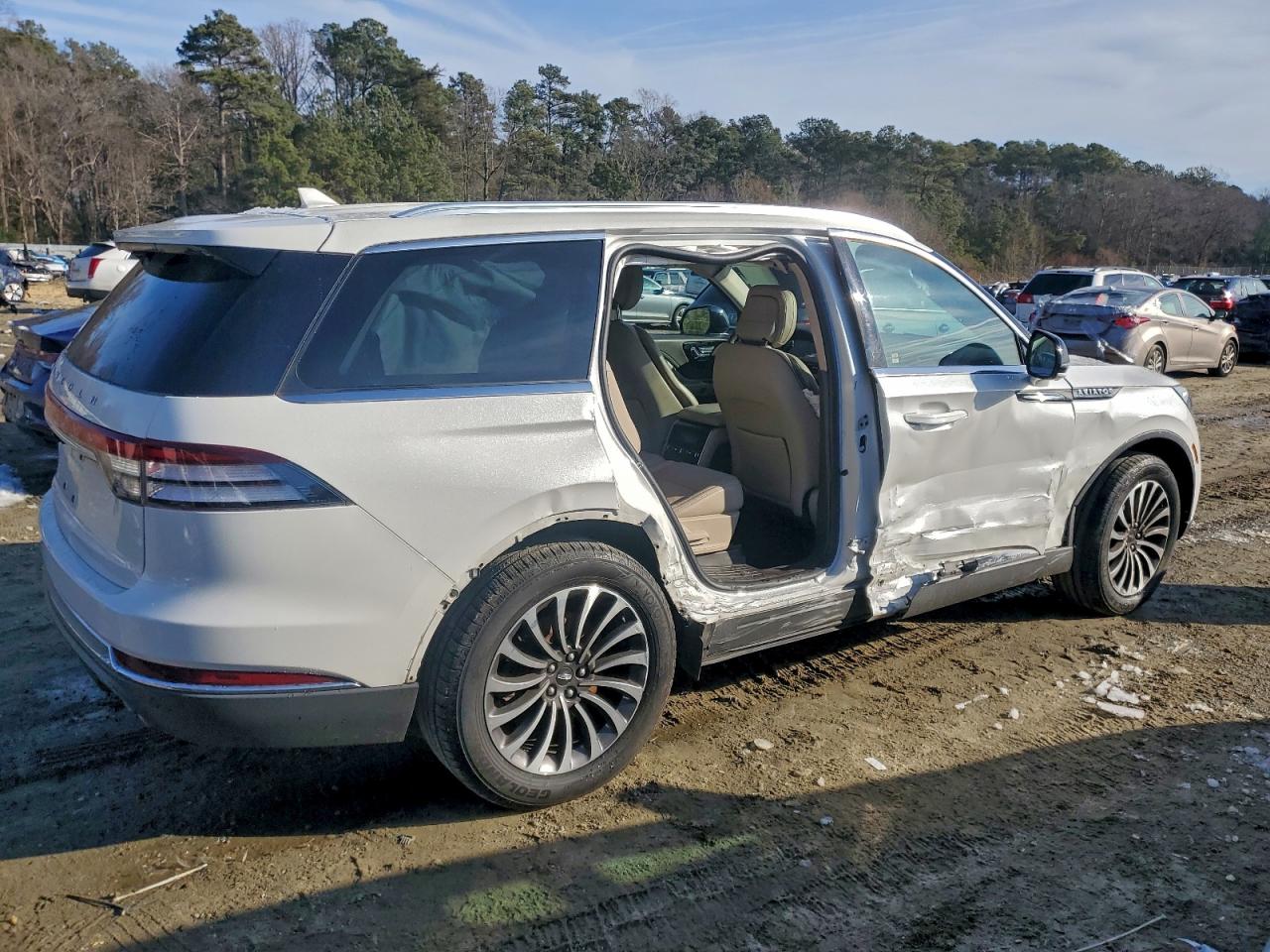 2020 LINCOLN AVIATOR RESERVE photo 3