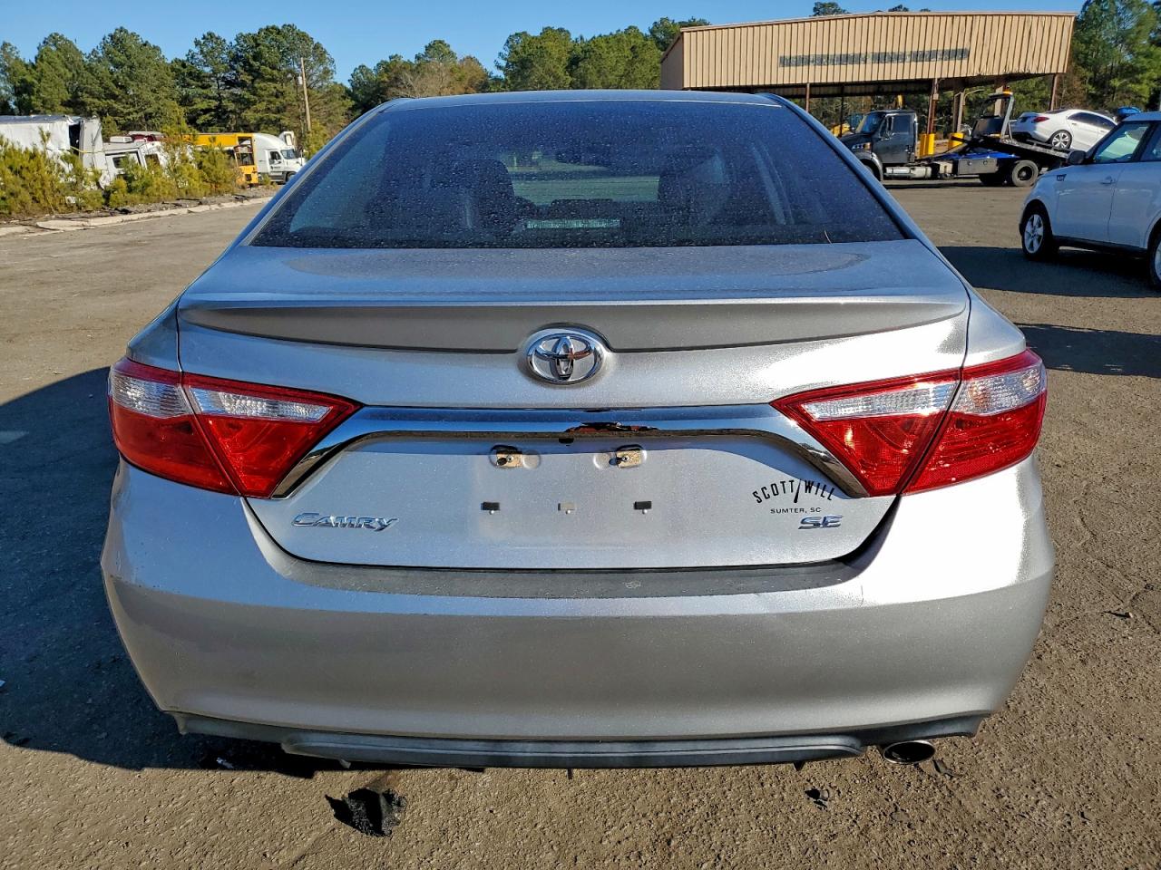 2017 TOYOTA CAMRY LE photo 11