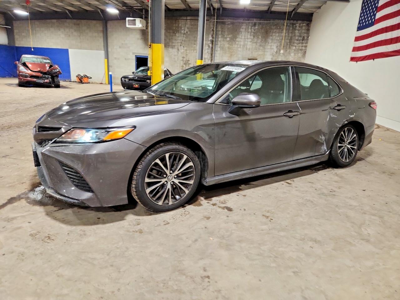 2019 TOYOTA CAMRY