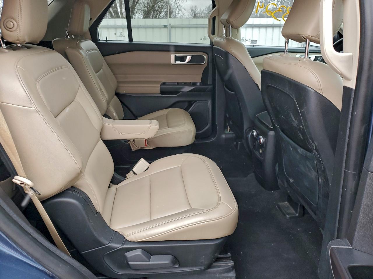 2020 FORD EXPLORER XLT photo 21
