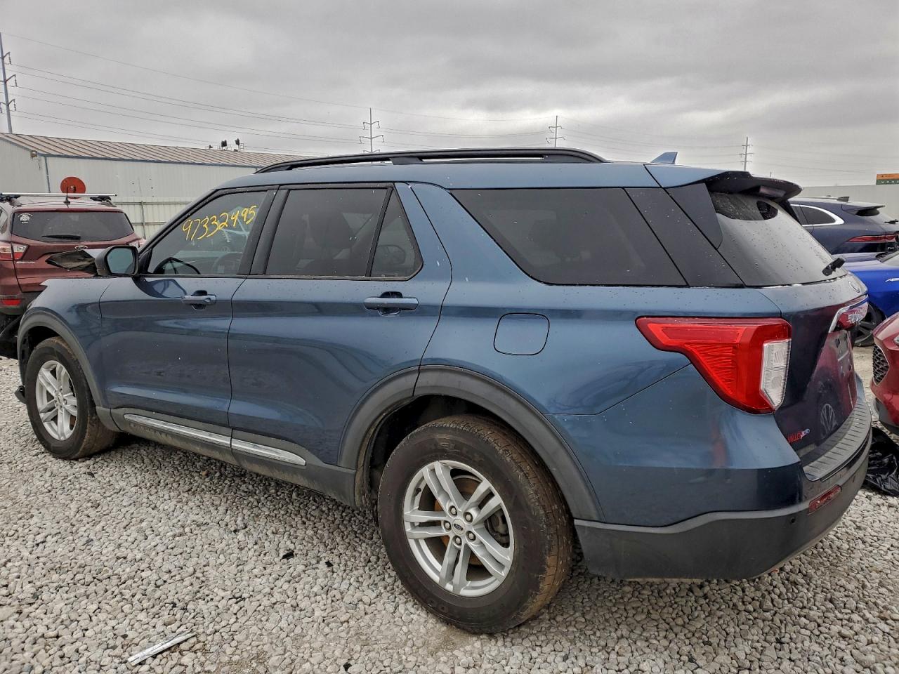 2020 FORD EXPLORER XLT photo 3