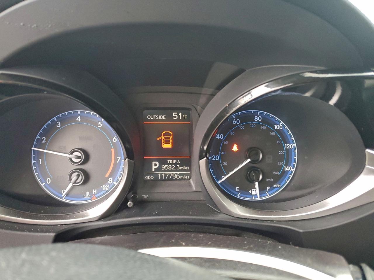 2016 TOYOTA COROLLA L photo 17