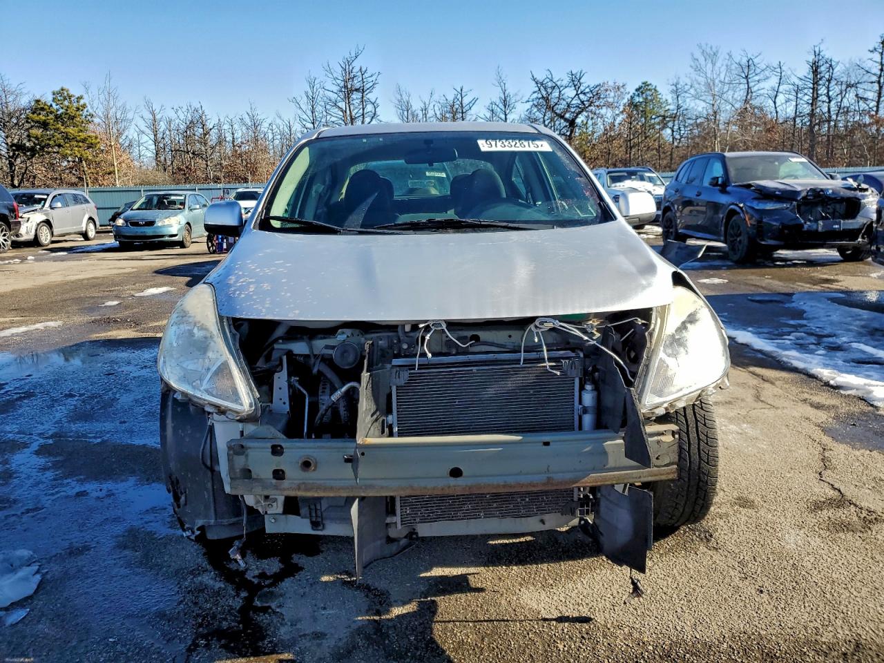 2012 NISSAN VERSA S photo 5