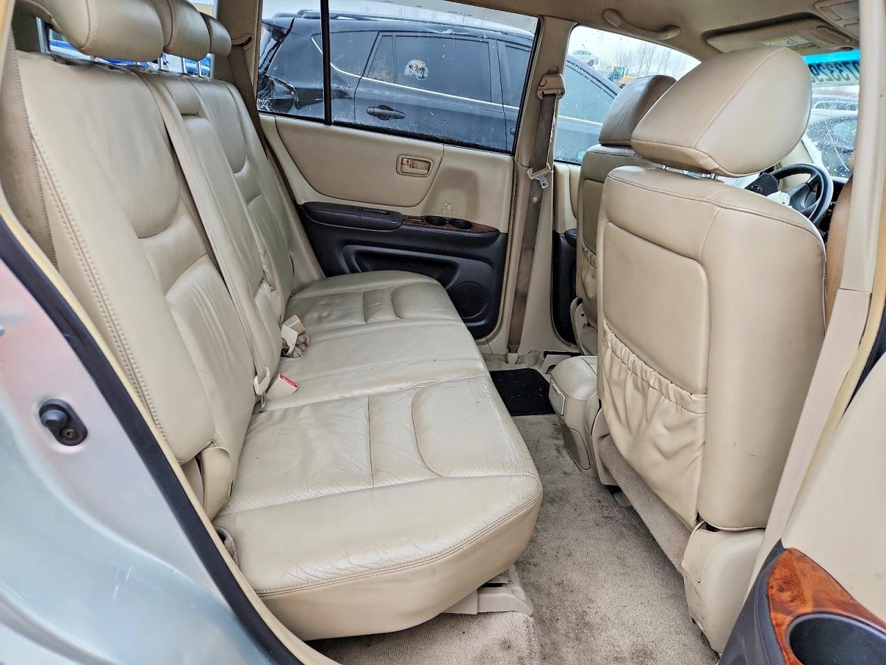 2003 TOYOTA HIGHLANDER LIMITED photo 11