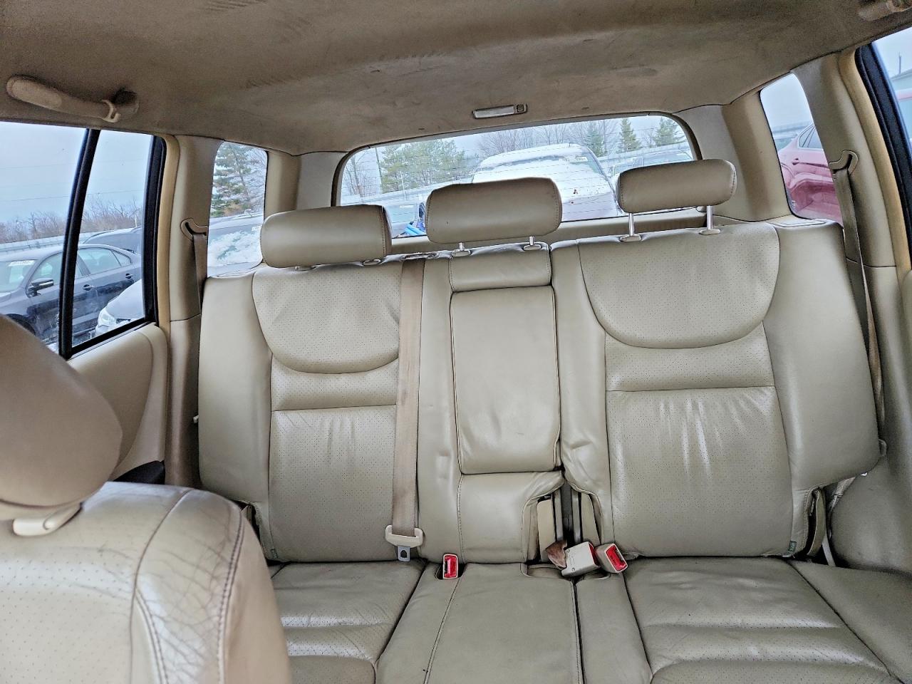 2003 TOYOTA HIGHLANDER LIMITED photo 10