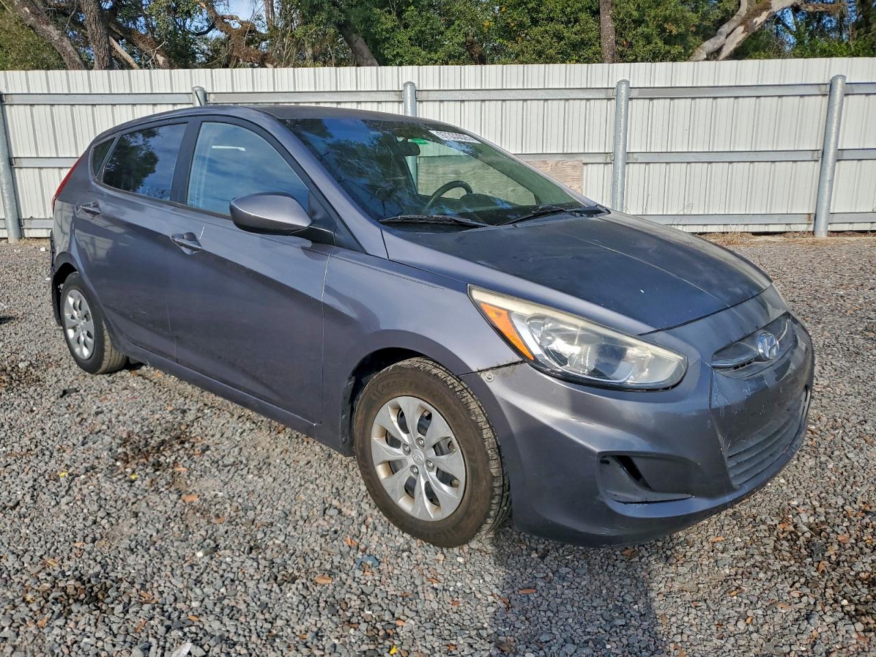 2016 HYUNDAI ACCENT SE photo 4