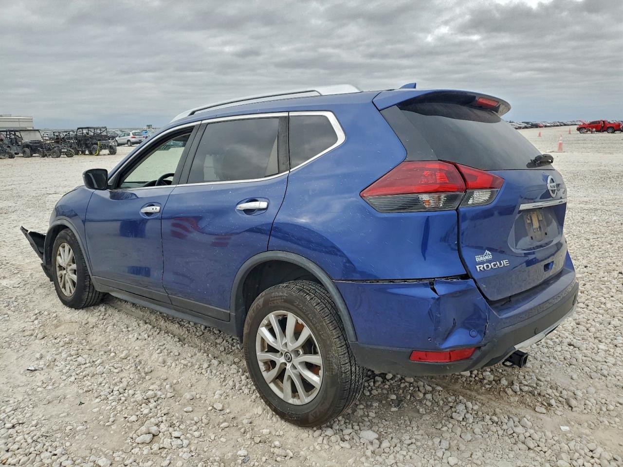 2020 NISSAN ROGUE S photo 3