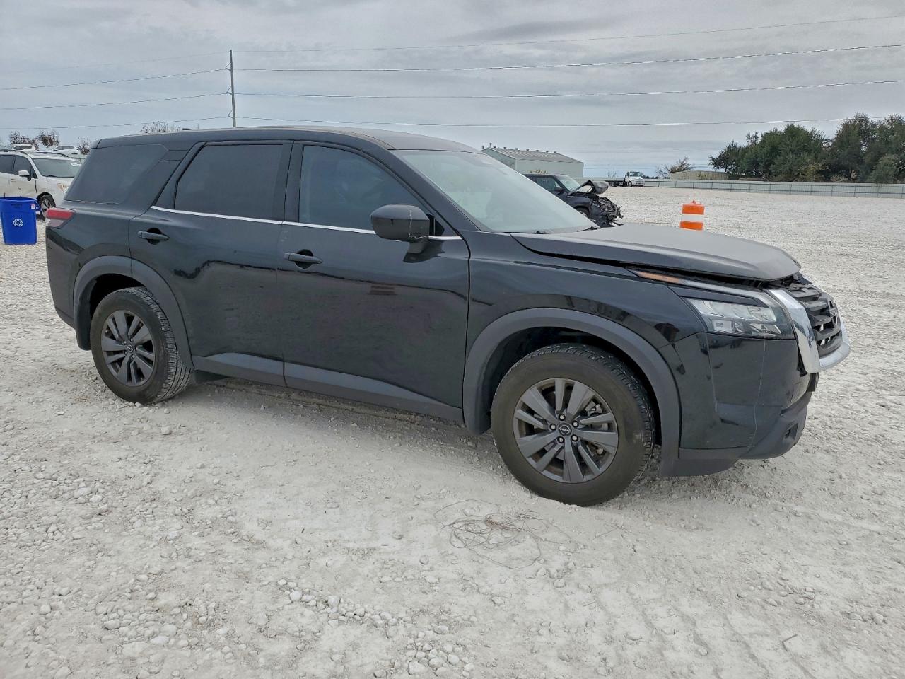 2023 NISSAN PATHFINDER S photo 10