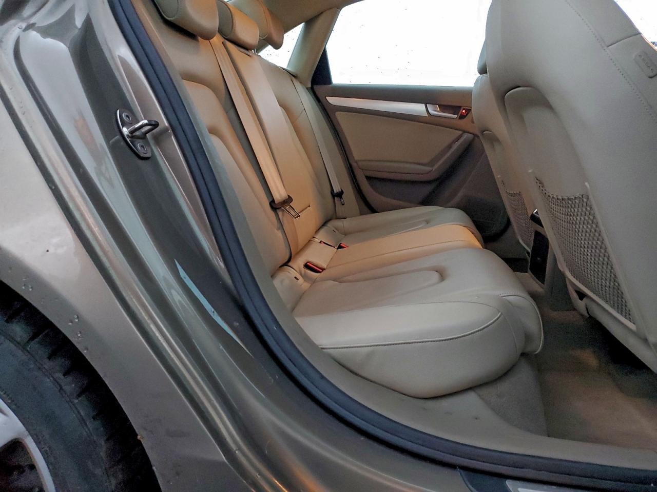 2010 AUDI A4 PREMIUM photo 19